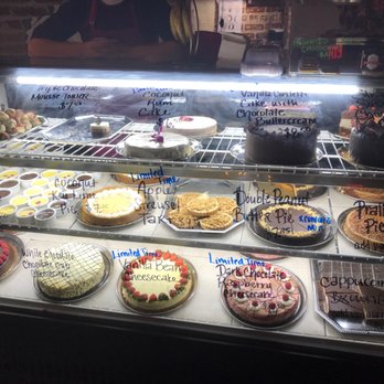 Lulu's Chocolate Bar - Front display - Desserts Near Me - Savannah, Georgia