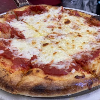 Mark Twain's Pizza Landing - Cheese Pizza - Pizza Near Me - Metairie, Louisiana Mark Twain's Pizza Landing - Cheese Pizza - Pizza Near Me - Metairie, Louisiana