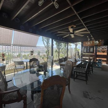 Tiny Saigon - Dining room - Vietnamese Near Me - Corona, California Tiny Saigon - Dining room - Vietnamese Near Me - Corona, California