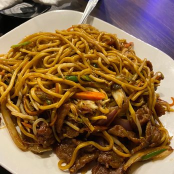 Koi Sushi Wok - Beef Lo Mein. Meat was super tender and everything delicious. - Sushi Bars Near Me - Anthem, Arizona Koi Sushi Wok - Beef Lo Mein. Meat was super tender and everything delicious. - Sushi Bars Near Me - Anthem, Arizona
