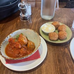 Nicholsons - Meatballs and fish cakes