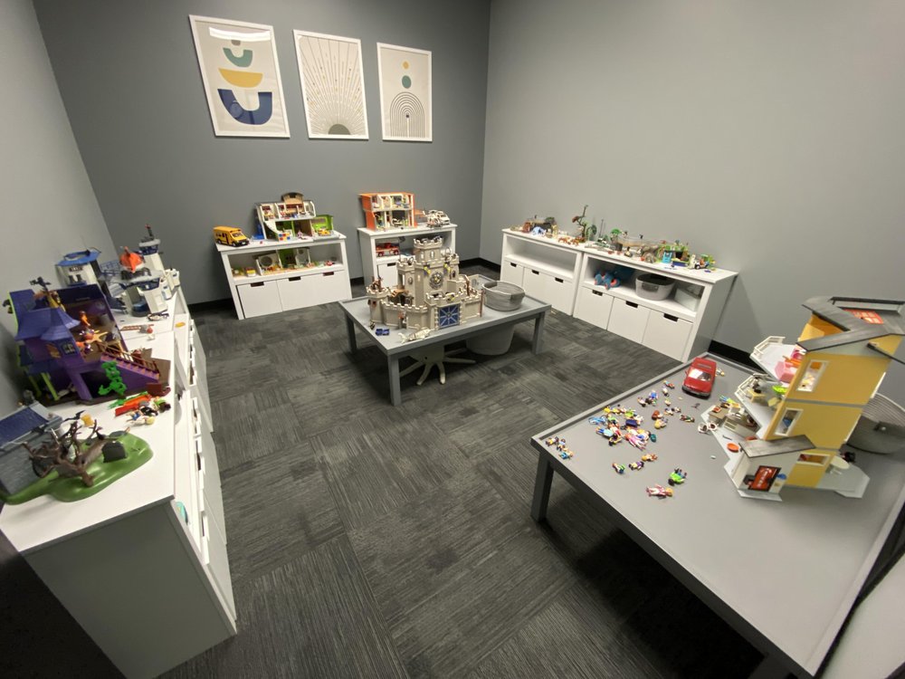 Livingston Counseling Center - grief counselor in Overland Park, KS