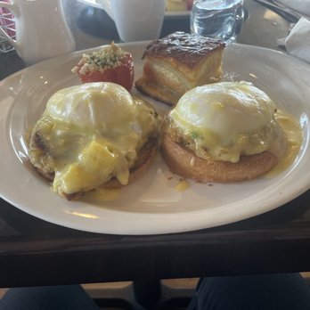Cafe Le Reve - Les Crab - Breakfast & Brunch Near Me - Riverside, California Cafe Le Reve - Les Crab - Breakfast & Brunch Near Me - Riverside, California