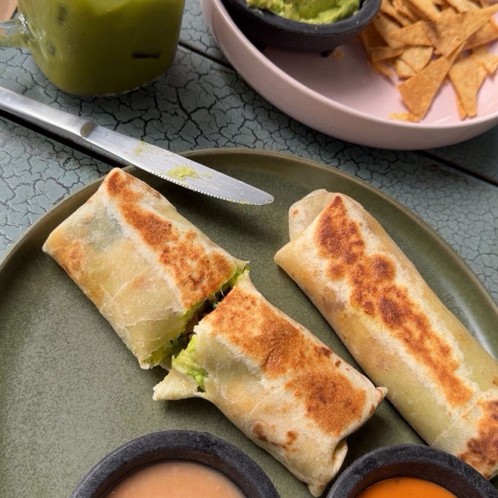 Armonía Kitchen - breakfast burrito, pumpkin matcha, guacamole and chips - Breakfast & Brunch Near Me - San Diego, California Armonía Kitchen - breakfast burrito, pumpkin matcha, guacamole and chips - Breakfast & Brunch Near Me - San Diego, California