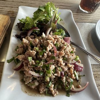 Hoy-Ka Thai Restaurant - Chicken larb - Thai Near Me - Los Angeles, California Hoy-Ka Thai Restaurant - Chicken larb - Thai Near Me - Los Angeles, California