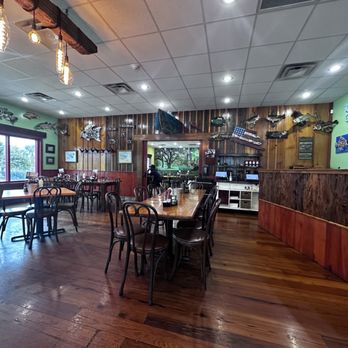 Middendorf's - Manchac - Dining area: there are lots more - Seafood Near Me - Akers, Louisiana Middendorf's - Manchac - Dining area: there are lots more - Seafood Near Me - Akers, Louisiana