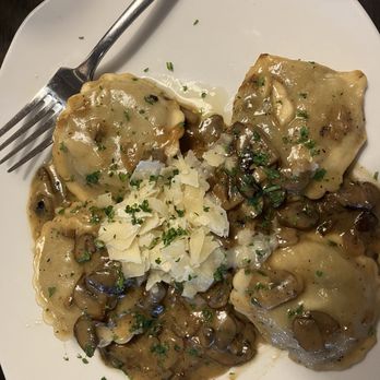 110 Grill - Mushroom ravioli. Very good. - Gluten-Free Near Me - Lenox, Massachusetts