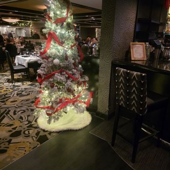 Morton's The Steakhouse - Steakhouses Near Me - Bethesda, Maryland