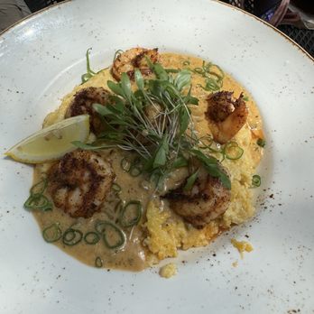 Leon's at Lake Ella - Shrimp and Grits - Desserts Near Me - Tallahassee, Florida