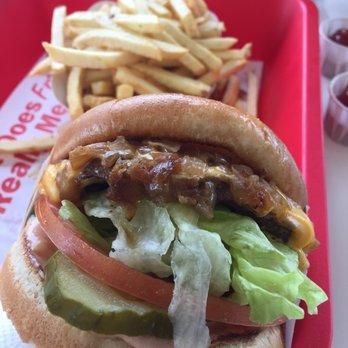 In-N-Out Burger - Do I need to say?????????? - Fast Food Near Me - Moreno Valley, California