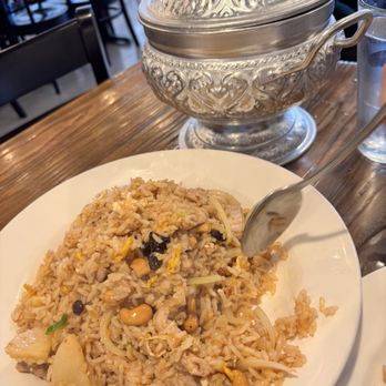 Bhan Mae Vane - Pineapple Khao Pad with pork - Thai Near Me - Alameda, California