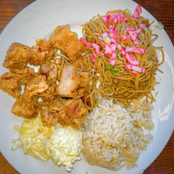 MCS Grill - Much combo with chili chicken. Large portions. Yum. - Vegetarian Near Me - Hanapepe, Hawaii