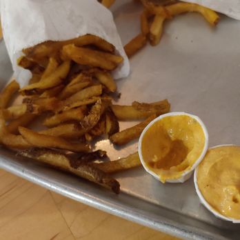 Humble Burger - The fries aren't that good but the sauce is. - Burgers Near Me - Moscow, Idaho