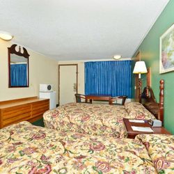 M Star Hotel - Covington - M Star Covington Guest Room