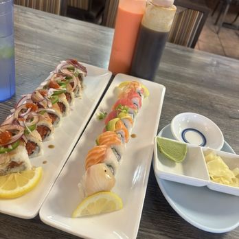 Tomo7 sushi - Aloha Roll 8pieces and Rainbow Roll 8pieces. Side of spicy mayo and eel sauce. - Sushi Bars Near Me - Riverside, California Tomo7 sushi - Aloha Roll 8pieces and Rainbow Roll 8pieces. Side of spicy mayo and eel sauce. - Sushi Bars Near Me - Riverside, California