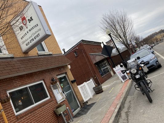 Burgh Bites Brick N' Mortar by null