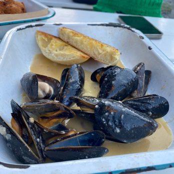TLC Austin - Garlic mussels - American Near Me - Austin, Texas TLC Austin - Garlic mussels - American Near Me - Austin, Texas