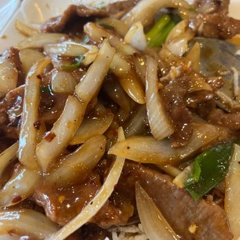 Lee Wing Wah Restaurant - Mongolian Beef - Chinese Near Me - Chicago, Illinois