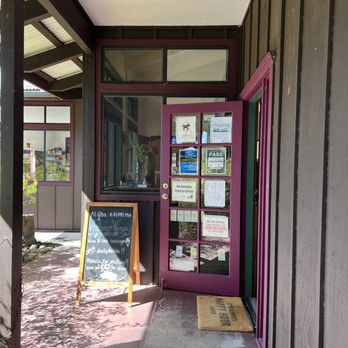 Volcano Winery - Entrance - Wineries Near Me - Volcano, Hawaii