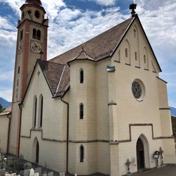 Pfarrkirche zum Heiligen Johannes dem Täufer