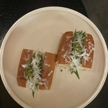 Eleven - Beef and Brioche - Cocktail Bars Near Me - Honolulu, Hawaii
