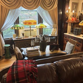Edgewood Manor Bed & Breakfast Inn - Bed & Breakfast Near Me - Providence, Rhode Island Edgewood Manor Bed & Breakfast Inn - Bed & Breakfast Near Me - Providence, Rhode Island