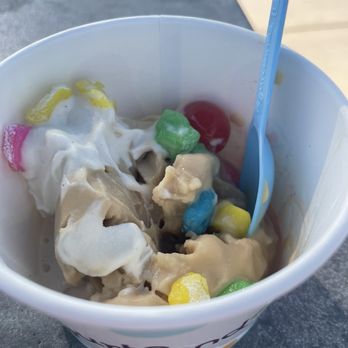 Yogurtland - Ice Cream & Frozen Yogurt Near Me - San Diego, California Yogurtland - Ice Cream & Frozen Yogurt Near Me - San Diego, California