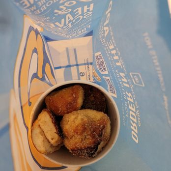 Auntie Anne's - a bowl of fried bananas - Fast Food Near Me - Chicago, Illinois Auntie Anne's - a bowl of fried bananas - Fast Food Near Me - Chicago, Illinois