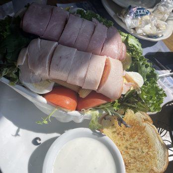 Chart Room Restaurant - Yummy chef salad with ham and cheese rolls and super yummy ranch dressing and clam chowder very delicious too! - Seafood Near Me - Crescent City, California