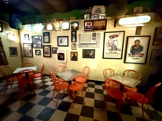 Thirsty Beaver Saloon by null