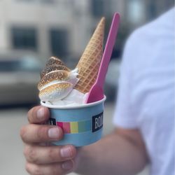 Williamsburg Smorgasburg - Saturday - Marshmallow ice cream