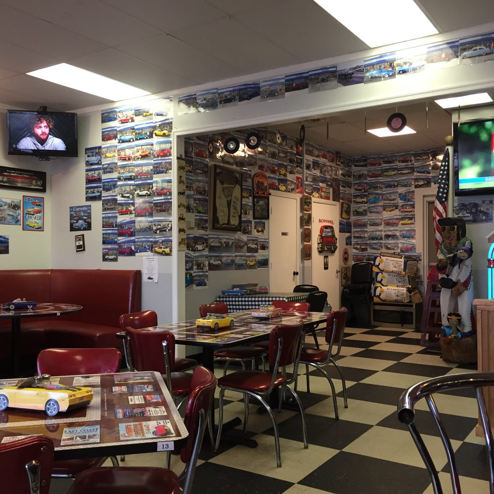 Hotrodders Cafe - American Near Me - Chesapeake, Virginia Hotrodders Cafe - American Near Me - Chesapeake, Virginia