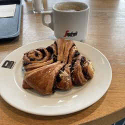 Dat Backhus - Happy Sunday
