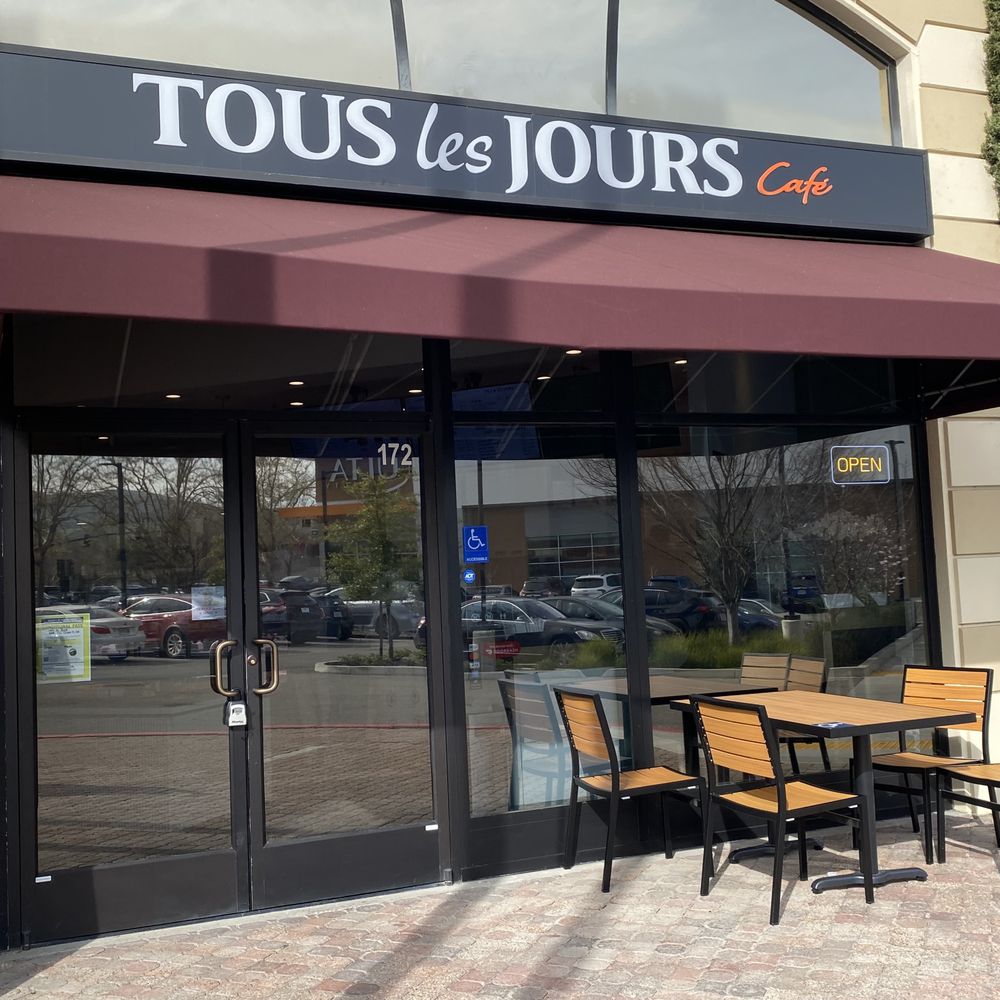 Tous Les Jours - More outdoor seating - Bakeries Near Me - San Ramon, California Tous Les Jours - More outdoor seating - Bakeries Near Me - San Ramon, California