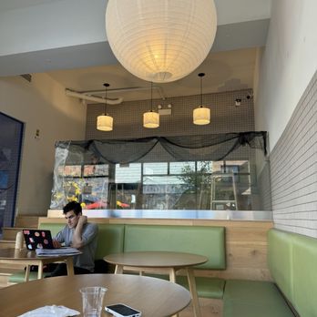 OMi - Inside seating - Desserts Near Me - Chicago, Illinois