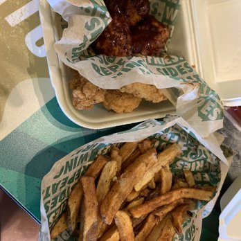 Wingstop - Wings in Lemon Pepper and Hickory Smoked BBQ serviced with fries as a side. - Chicken Wings Near Me - Orlando, Florida Wingstop - Wings in Lemon Pepper and Hickory Smoked BBQ serviced with fries as a side. - Chicken Wings Near Me - Orlando, Florida