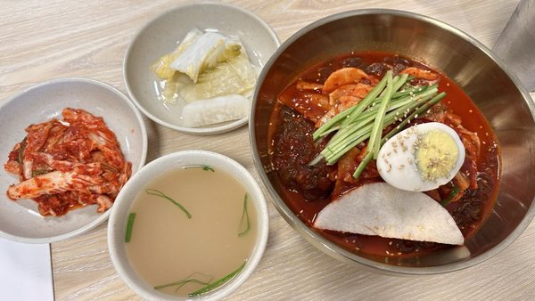 MDK Noodles (Myung Dong Kyoja) by null