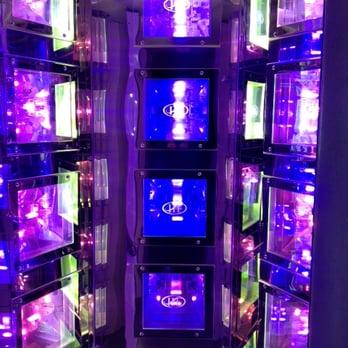 Hollywood Tans Limerick - High Pressure Booth - Spray Tanning Near Me - Limerick, Pennsylvania Hollywood Tans Limerick - High Pressure Booth - Spray Tanning Near Me - Limerick, Pennsylvania