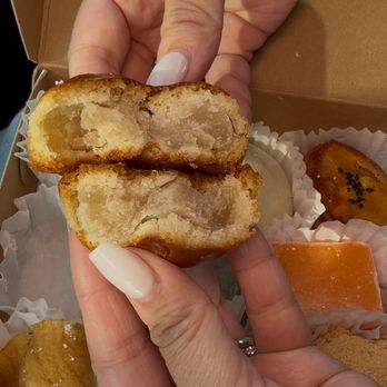 Sakura-ya - IG: @myfoodiegirl - Bakeries Near Me - Gardena, California Sakura-ya - IG: @myfoodiegirl - Bakeries Near Me - Gardena, California