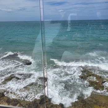 Condado Vanderbilt Hotel - Outdooe edge overlooking the private beach - Hotels Near Me - San Juan, Puerto Rico Condado Vanderbilt Hotel - Outdooe edge overlooking the private beach - Hotels Near Me - San Juan, Puerto Rico