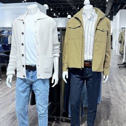 Banana Republic Factory Store