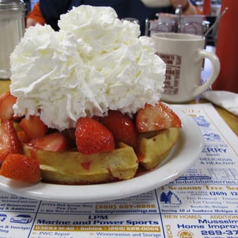 Tea Pot East - Breakfast & Brunch Near Me - Paw Paw, Michigan
