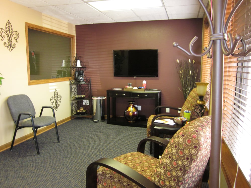 EARCARE HEARING AID CENTERS 125 S W, Wichita, Kansas Hearing Aid