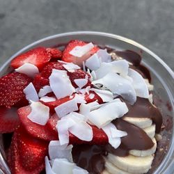 Playa Bowls - Nutella- Acai Bowl*