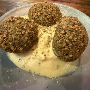 Spitz Hillsboro - 3 Falafel Balls w/ Hummus - Mediterranean Near Me - Hillsboro, Oregon Spitz Hillsboro - 3 Falafel Balls w/ Hummus - Mediterranean Near Me - Hillsboro, Oregon