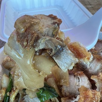 Crispy Pork Station - Pad See Ew with crispy pork - Thai Near Me - Panorama City, California Crispy Pork Station - Pad See Ew with crispy pork - Thai Near Me - Panorama City, California