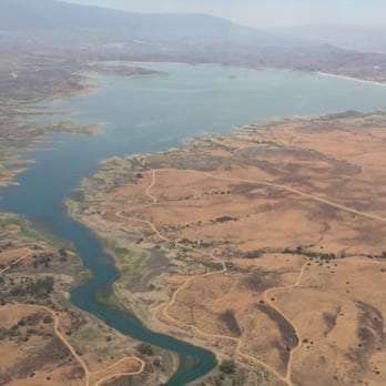 Riverside Flight Academy - Flight Instruction Near Me - Riverside, California