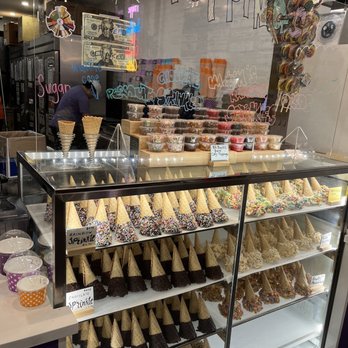 Emack & Bolio's Fort Greene - Ice Cream & Frozen Yogurt Near Me - Brooklyn, New York