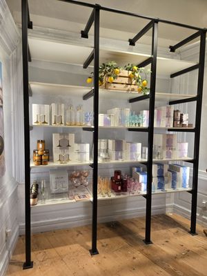 Anthropologie by null