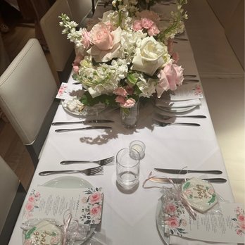 Flowers by Emil - Florists Near Me - Brooklyn, New York